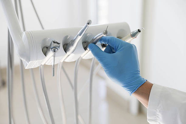 Professional Emergency Dentist technician working in Lancaster, TX